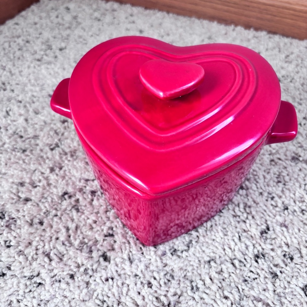 Dolomite Heart-Shaped Red Serveware Ceramic Dish with lid